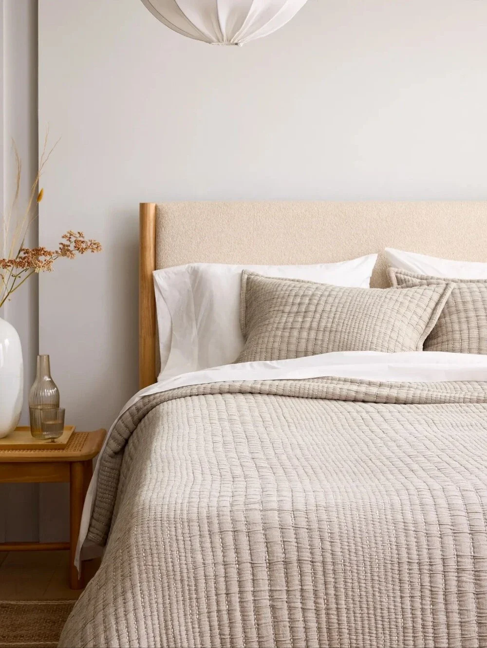 Quince  Full / Queen Channel Stitch Comforter With Shams Taupe NWT